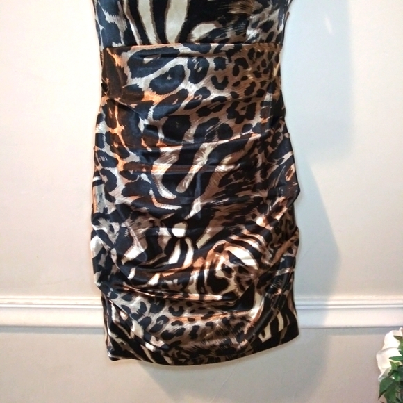 Hailey Logan By Adrianna Papell Sexy Leopard Print Ruched Satin Mini Dress - Picture 3 of 10